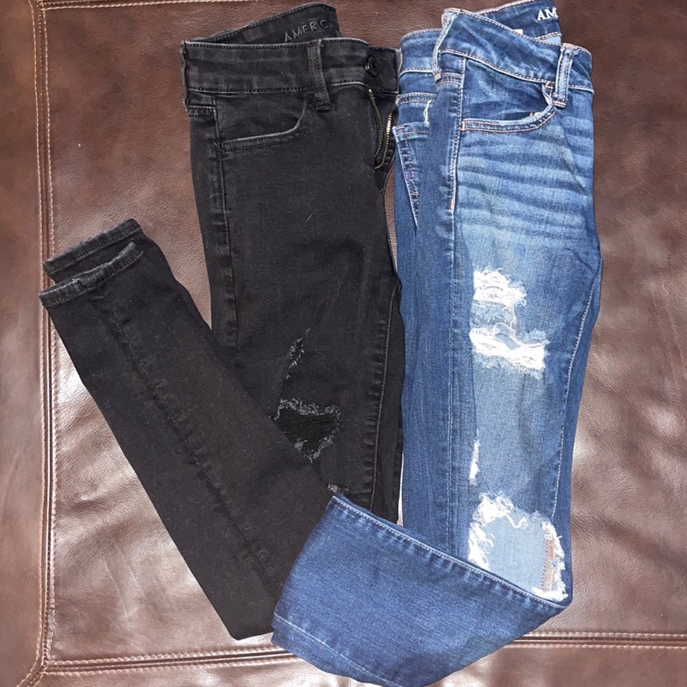 American Eagle jeans. Jegging.   2 pair. Size 0
